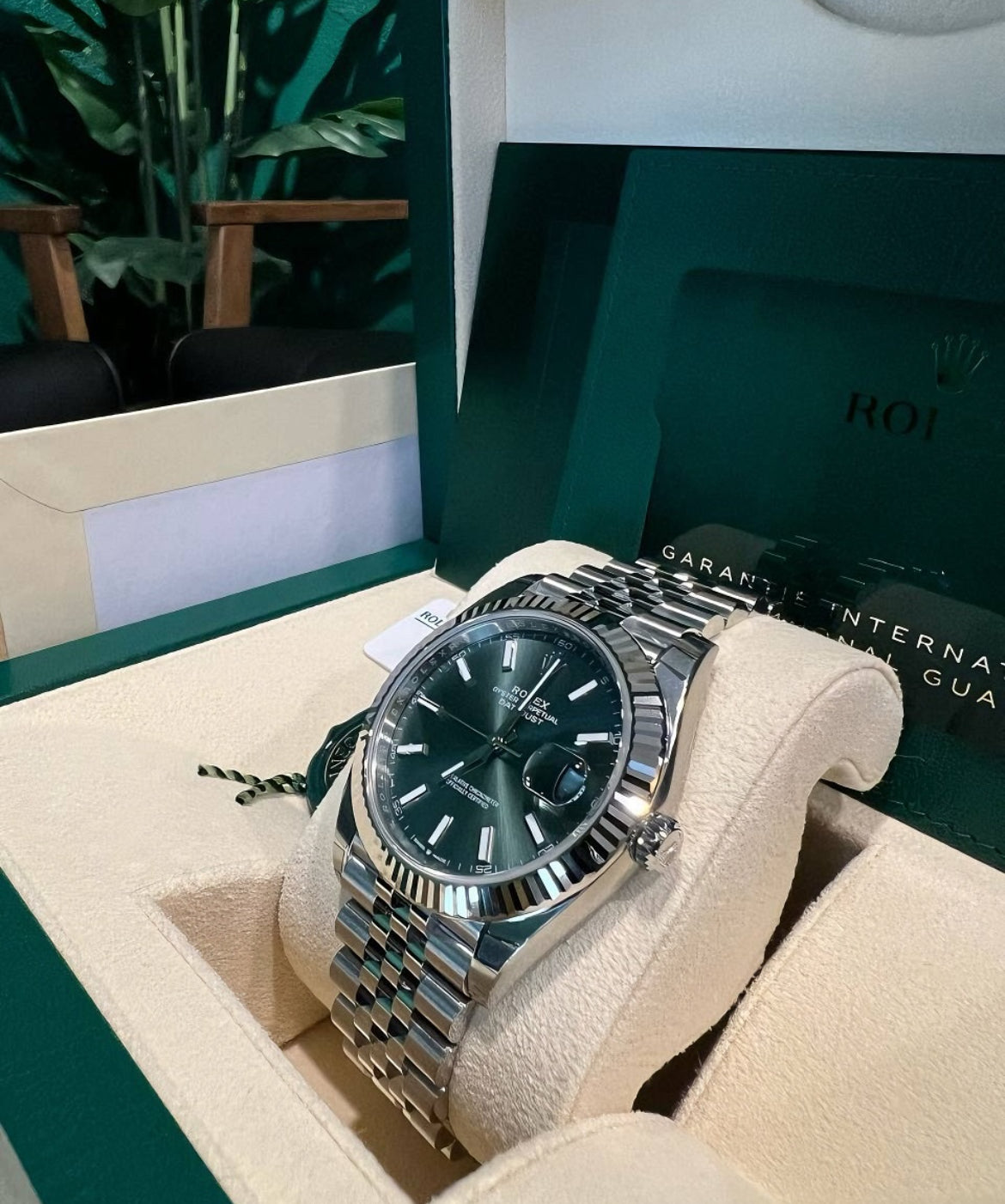 ROLEX DATEJUST JUBILÉE MINT GREEN ZIGRINATO