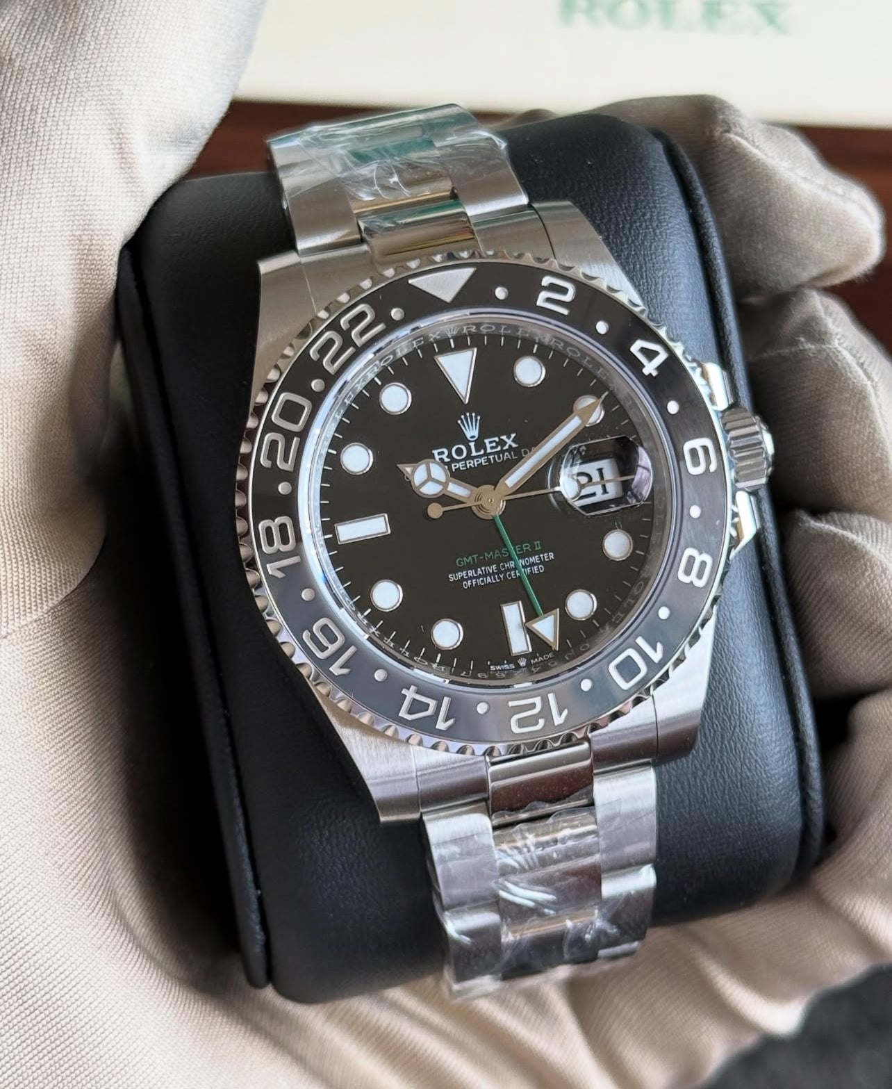 ROLEX GMT-MASTER II OYSTER "BRUCE WAYNE"