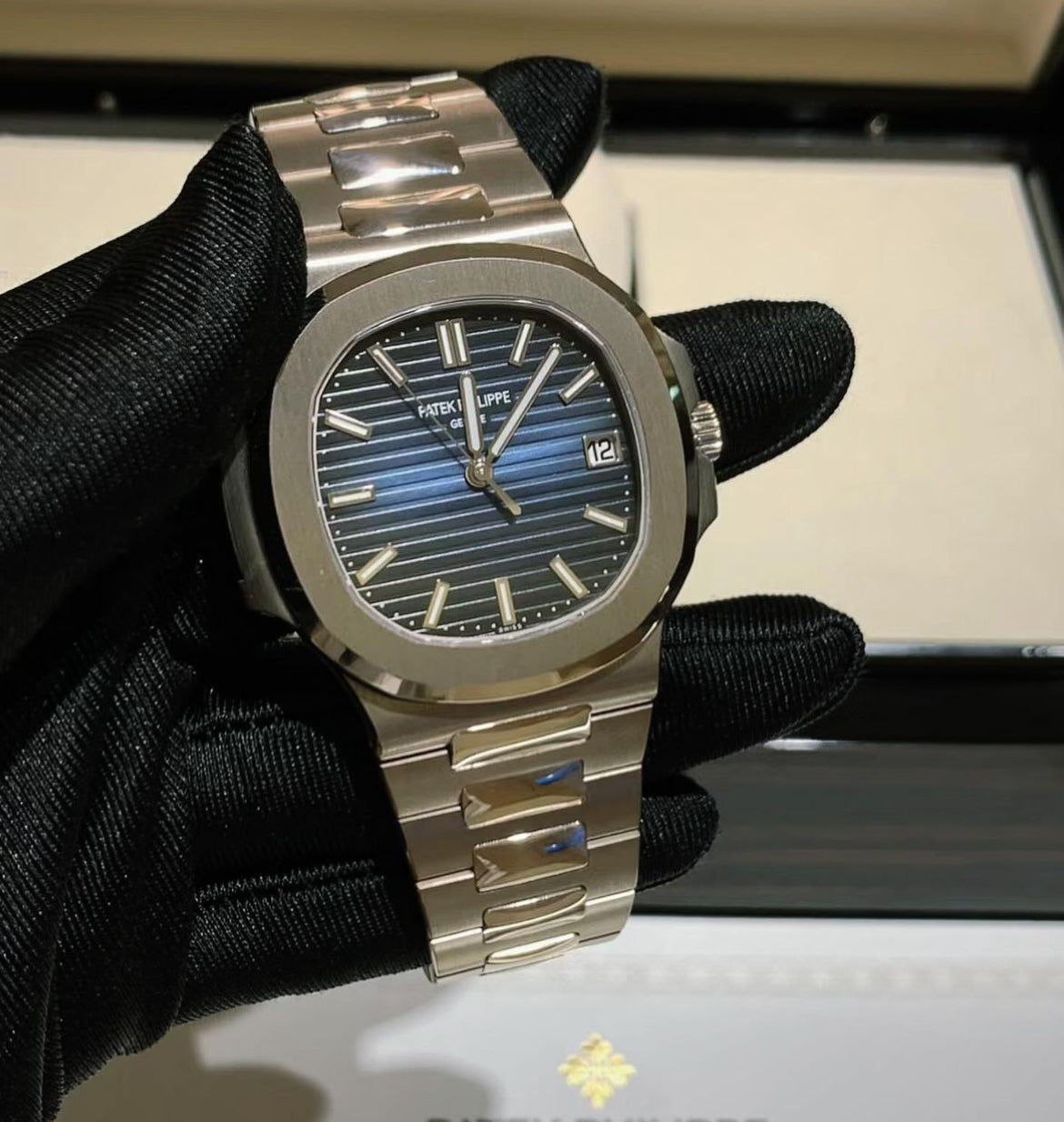 PATEK PHILIPPE NAUTILUS OCEAN BLUE