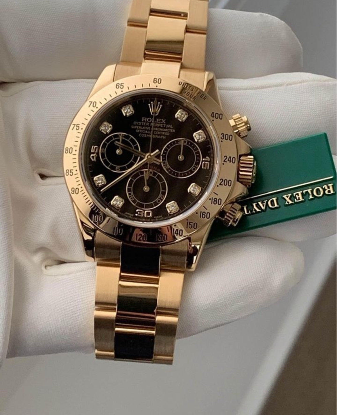 ROLEX DAYTONA GOLD DIAMOND