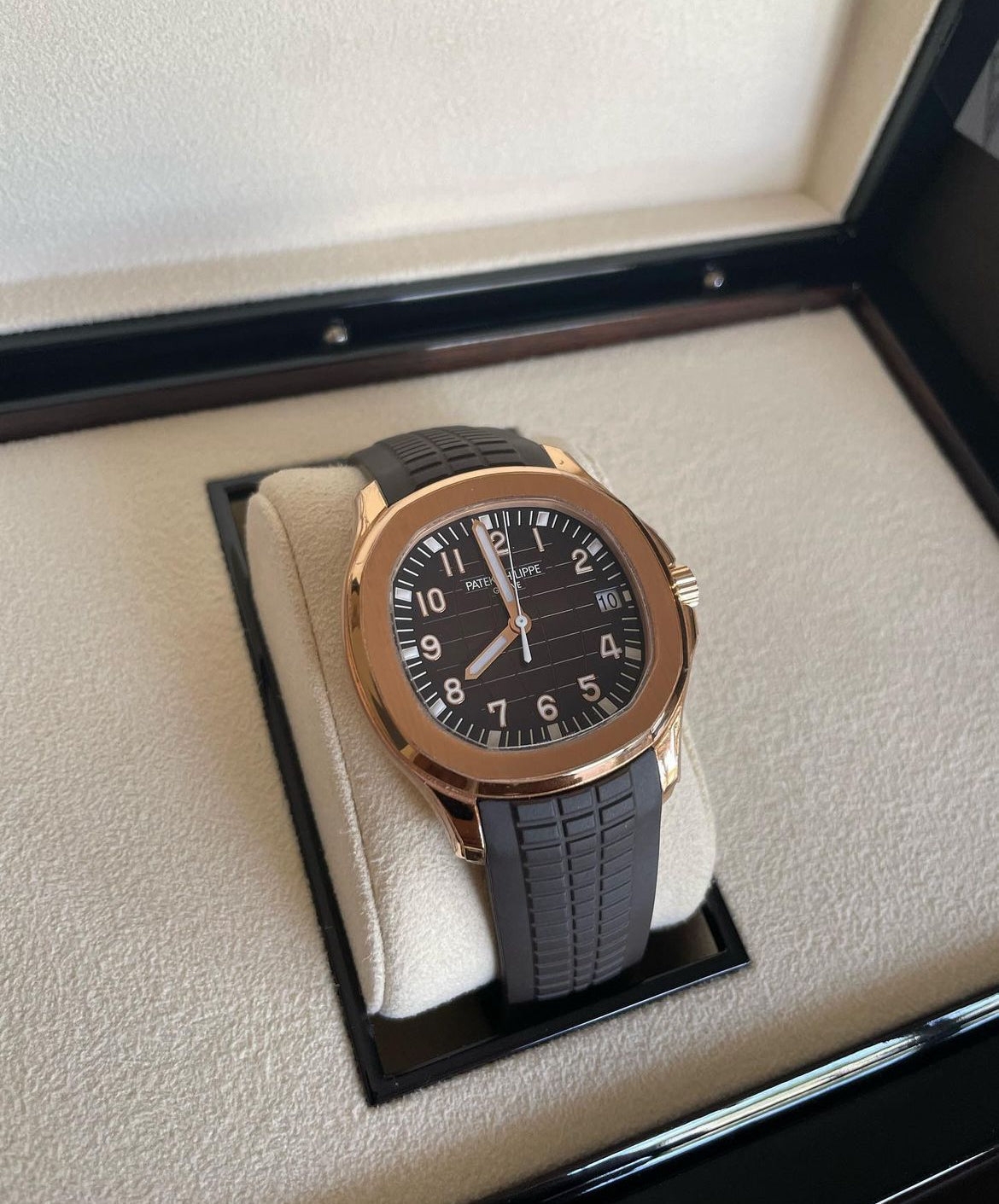 PATEK PHILIPPE AQUANAUT BROWN DIAL