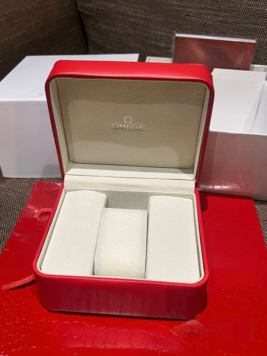 BOX OMEGA
